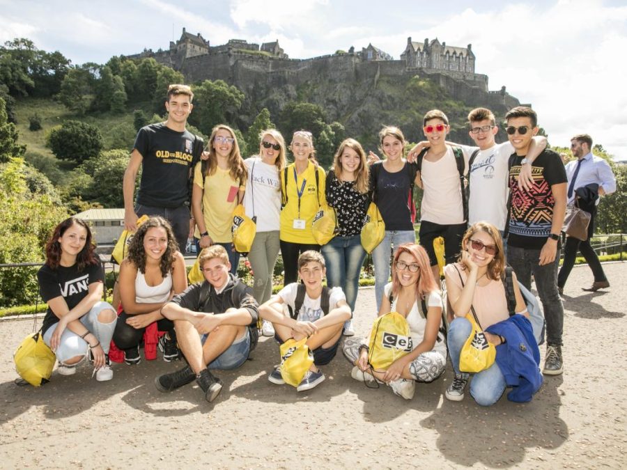 CES-Edinburgh-Students-by-Edinburgh-Castle.jpg