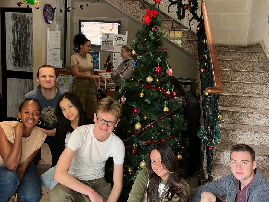 CHristmas-English-schools-Malta-December-Gateway-School-of-English-GSE.jpg