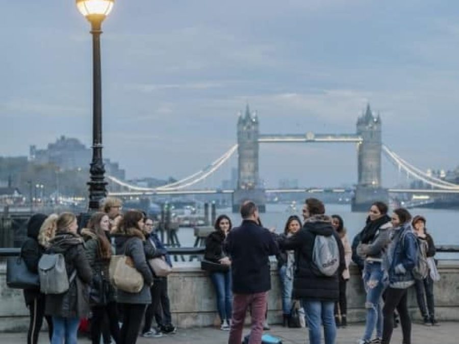 English-students-visiting-London-20-1.jpg