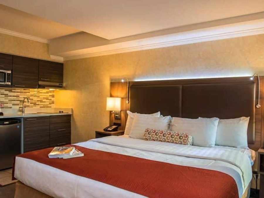 GEC-Granville-King-bed-with-Kitchenette-850x550-c-default.jpg