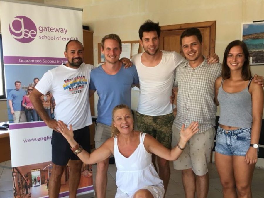 GSE-English-School-Malta-Adults-learning-English-imparare-inglese-vacanza-studio-englisch-lernen-sprachreisen-etudier-anglais-Malte-1024x565-1.jpg