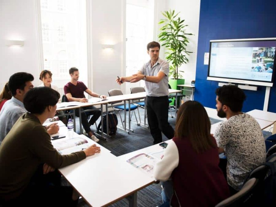 kaplan-english-school-london-photo-gallery-1.jpg
