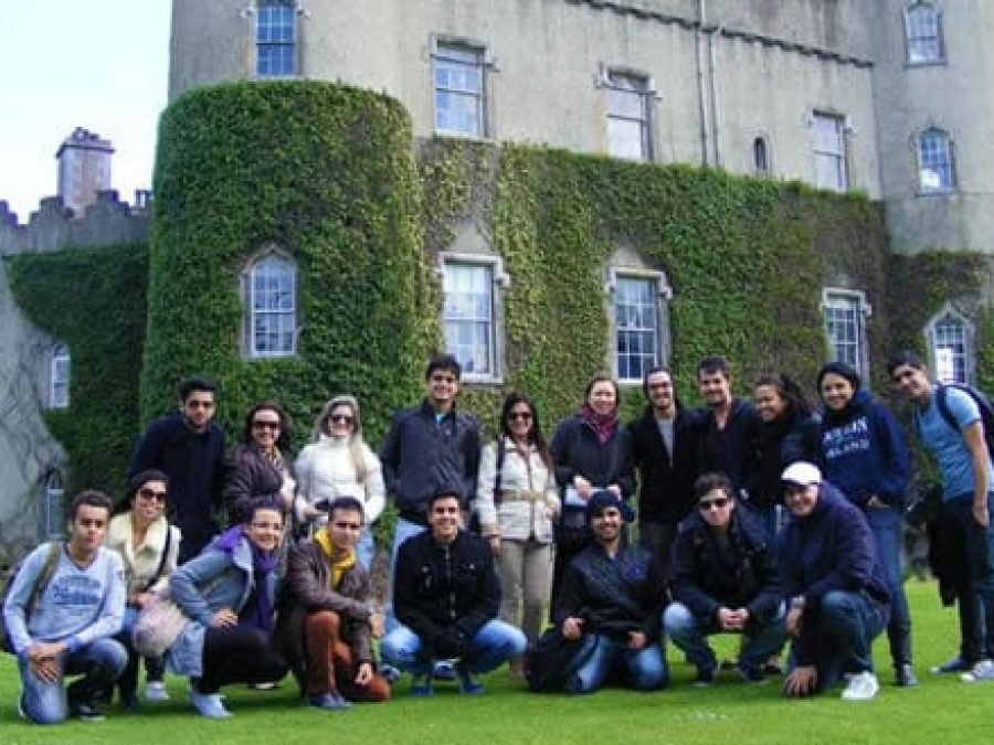 malahide_castle.jpg